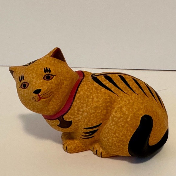 THE FRANKLIN MINT Curio Cabinet Cat Collection "CHALKWARE" Orange w/details VTG - Picture 1 of 5
